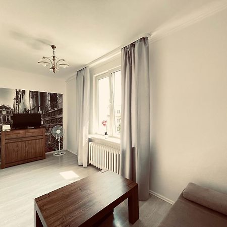 Easy Rent- Lublin Chopina Citycentre Free Parking 24H Check-In Buitenkant foto
